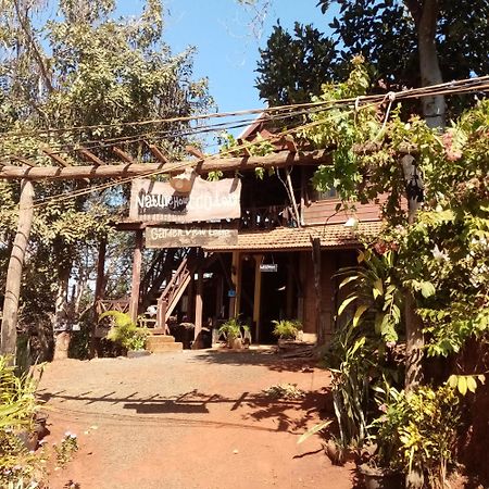 Nature House Eco-Lodge& Trekking Banlung Exteriör bild