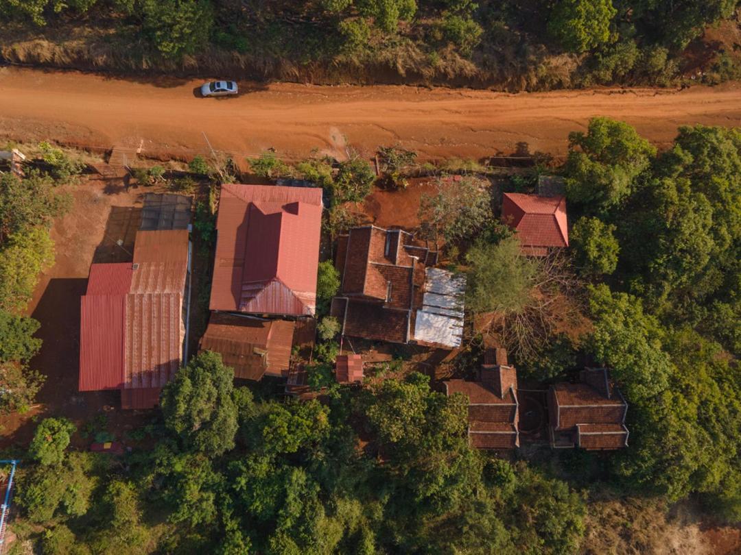 Nature House Eco-Lodge& Trekking Banlung Exteriör bild