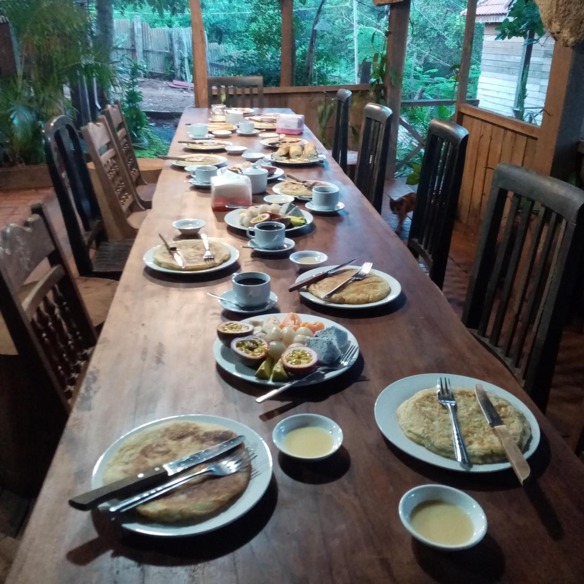 Nature House Eco-Lodge& Trekking Banlung Exteriör bild