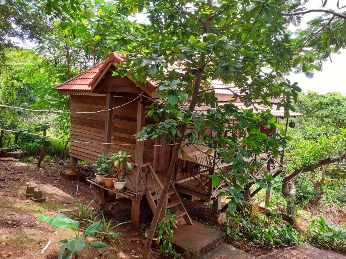 Nature House Eco-Lodge& Trekking Banlung Exteriör bild