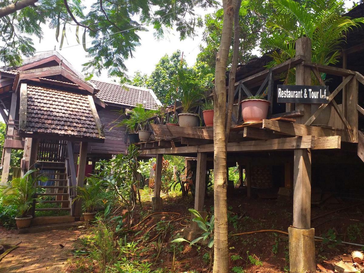 Nature House Eco-Lodge& Trekking Banlung Exteriör bild